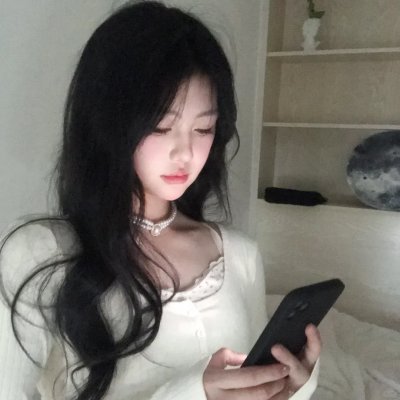 我们中的一个被绊倒